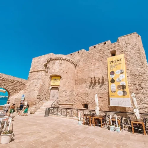 castello-carlo-v-monopoli-cosa-vedere